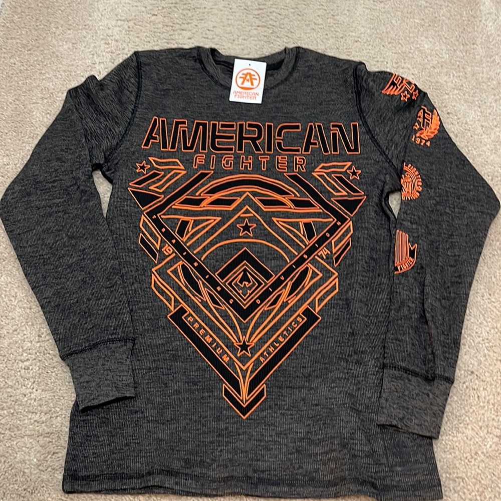 American fighter long sleeve men’s top